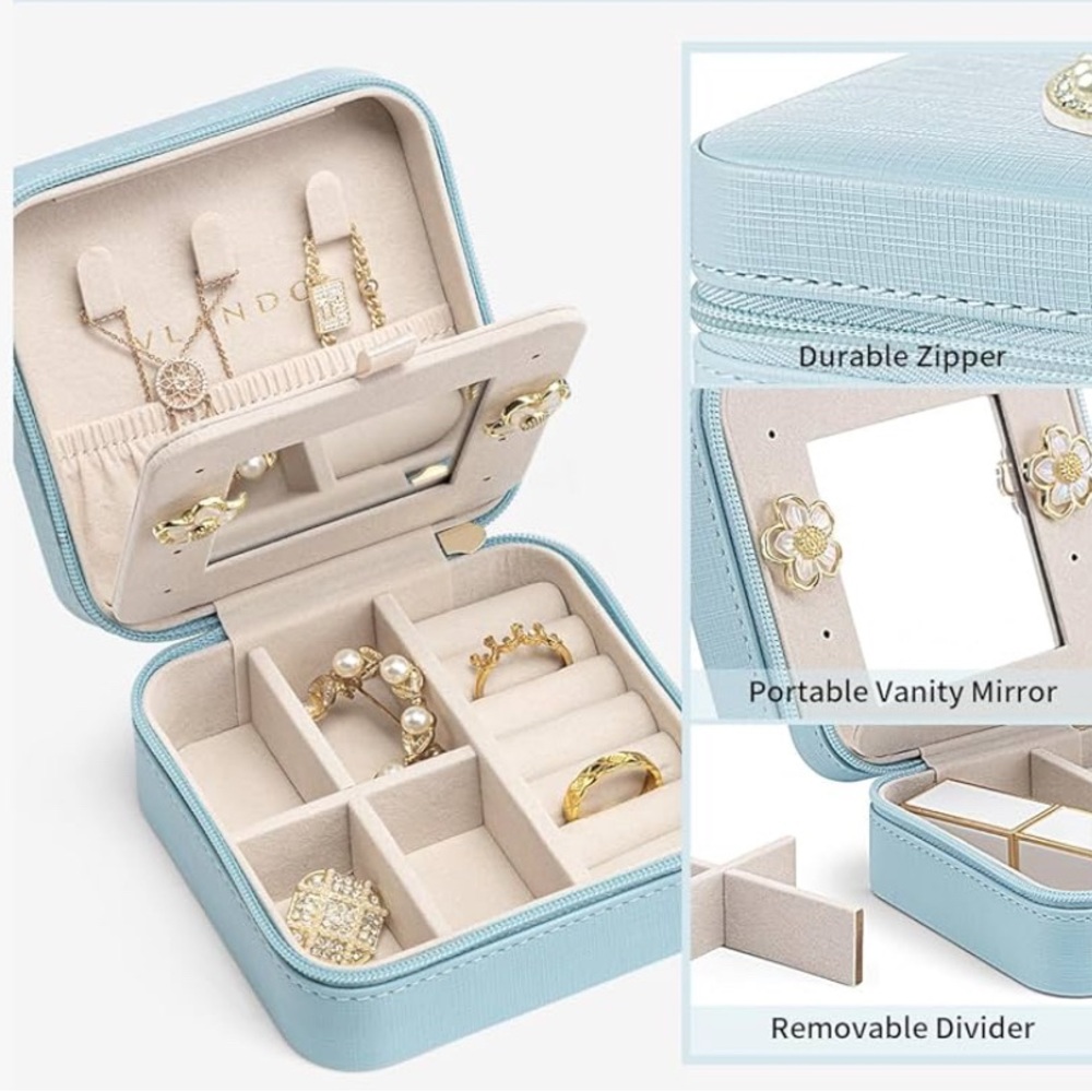 Travel Jewelry Box For All - W Initial Small Case, Blue View 2